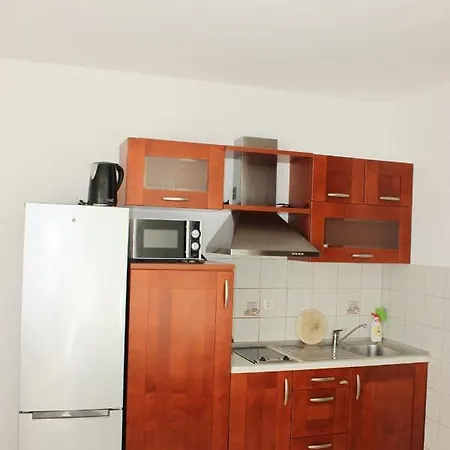 Apartment Pile 2 *